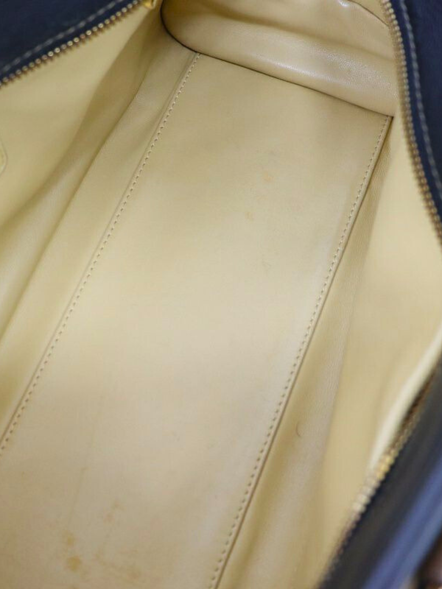Loewe 2000s Beige Black Leather Amazona 28 Bag