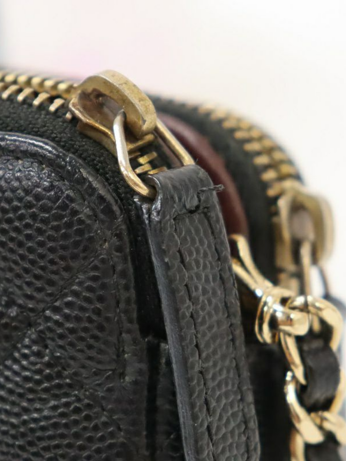 Chanel 2019 Black Caviar Skin Chain Wallet