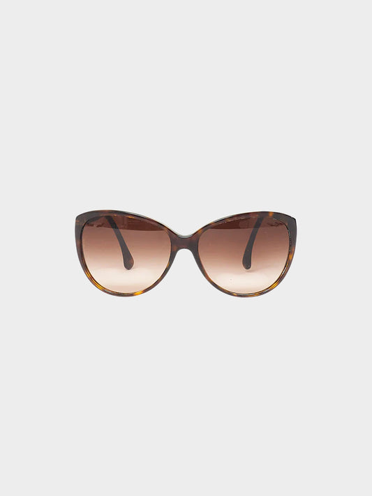 Chanel 2000s Brown Tortoiseshell Cat-Eye Sunglasses