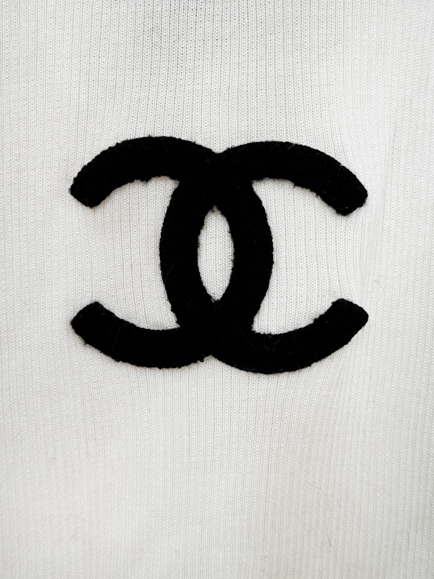 Chanel 2000s Ribbed CC Tank Top