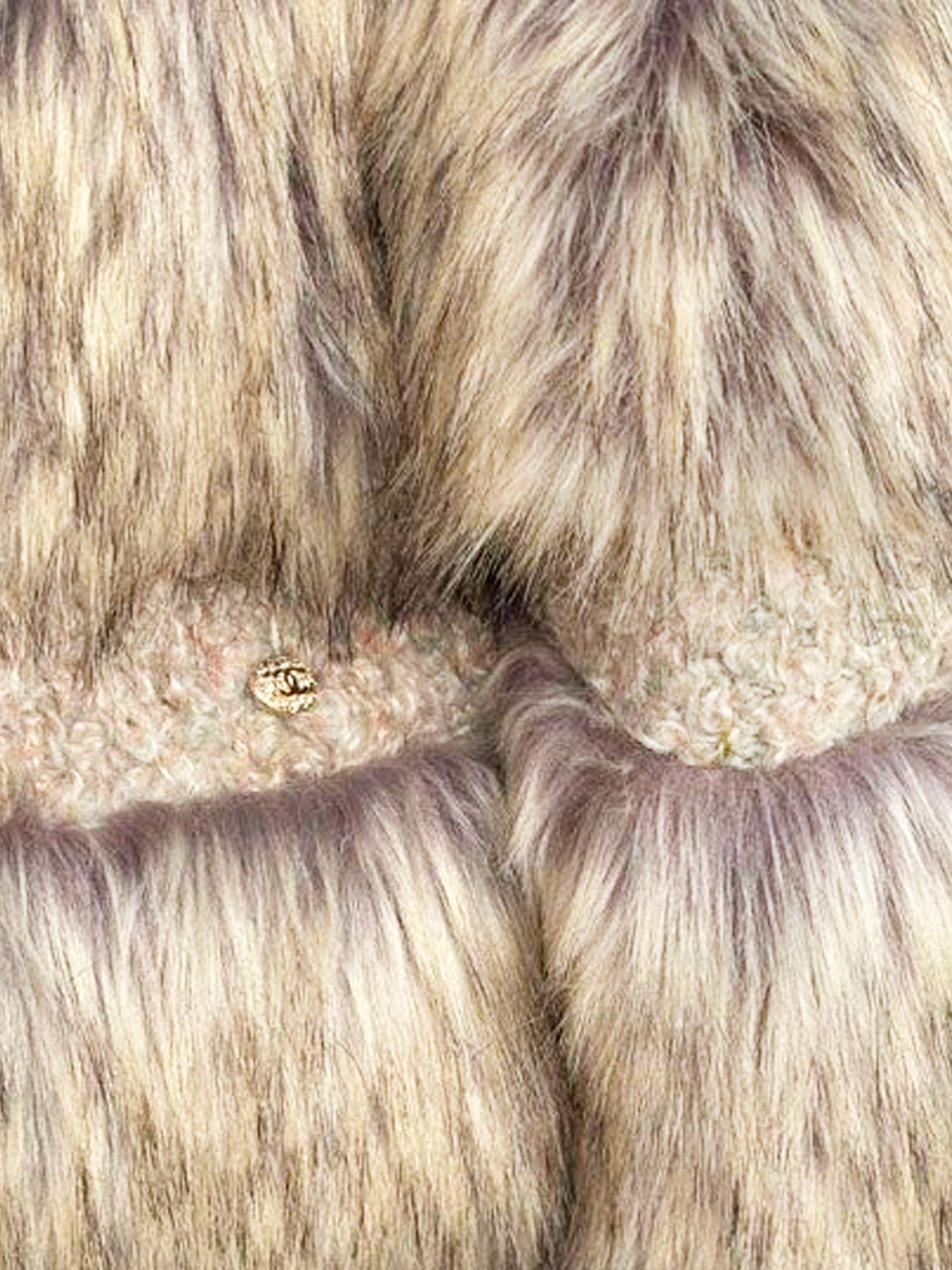 Chanel FW 2018 Beige Faux Fur and Cashmere-Mohair Tweed Jacket