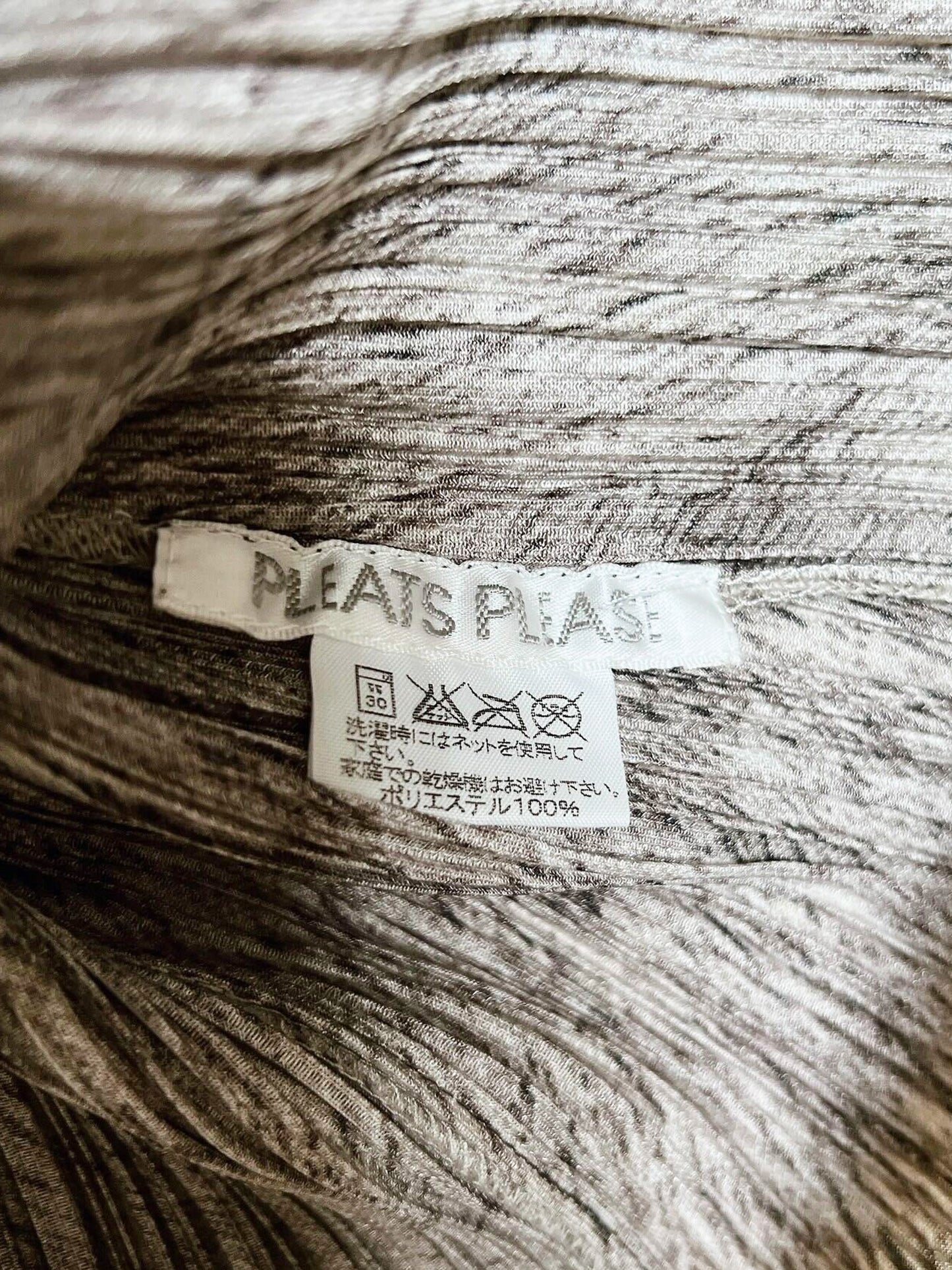 Issey Miyake Pleats Please FW 2003 Rare Grey Deer Print Shirt