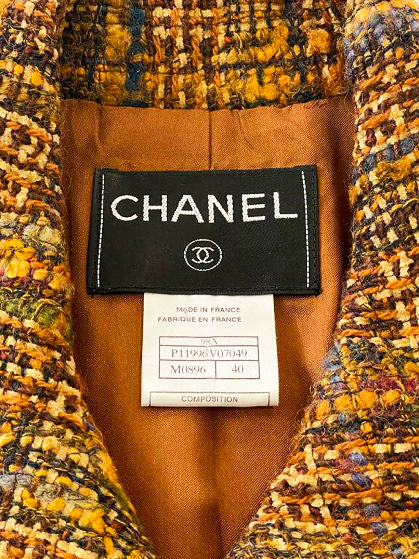 Chanel 1998 Boucle Wool Tweed Jacket