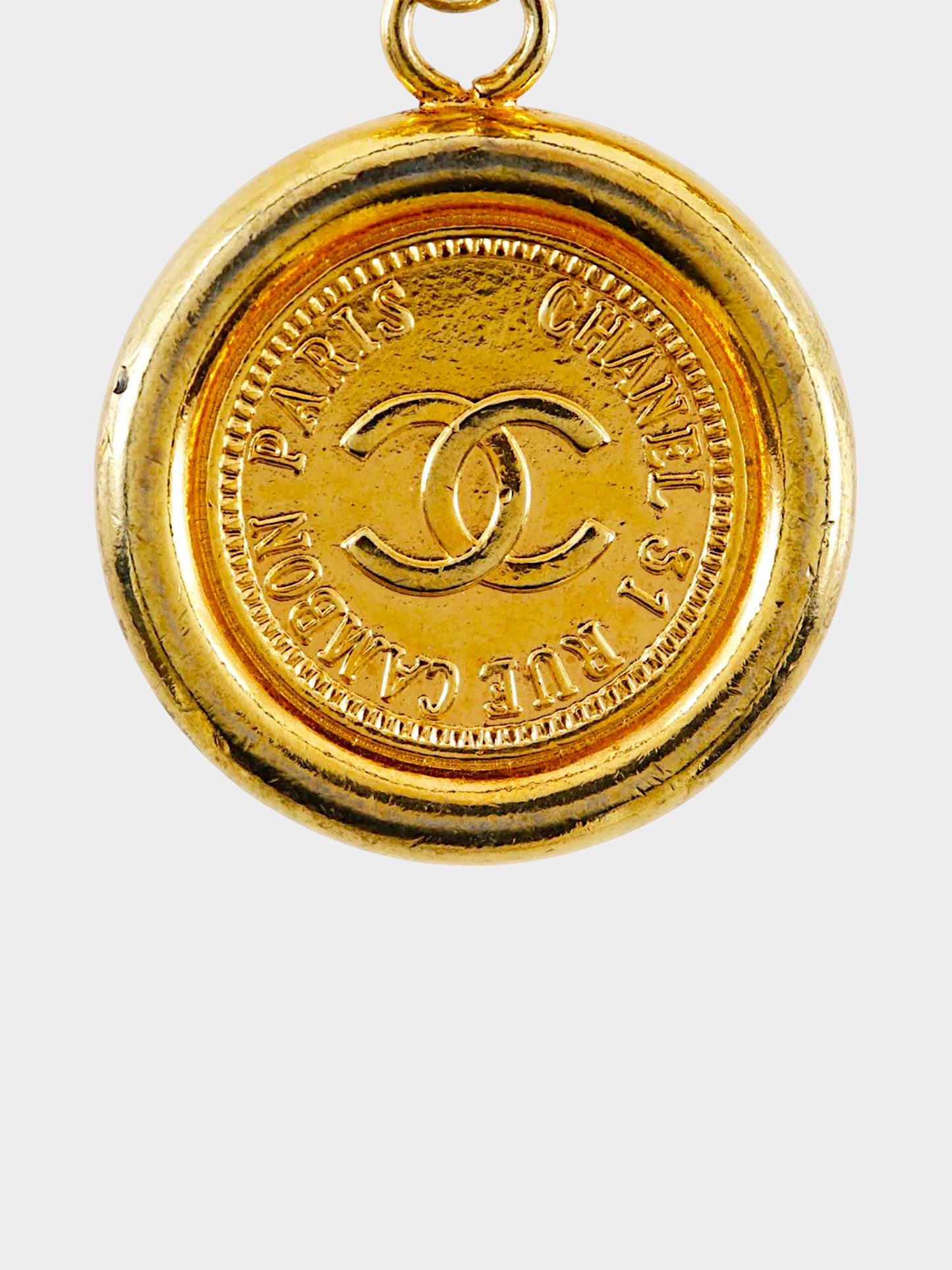 Chanel 1990s Gold Chain Link 31 Rue Cambon Medallion Belt