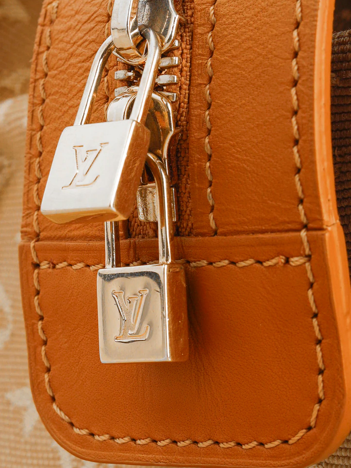 Louis Vuitton 2003 Beige Mini Lin Canvas Josephine PM Bag
