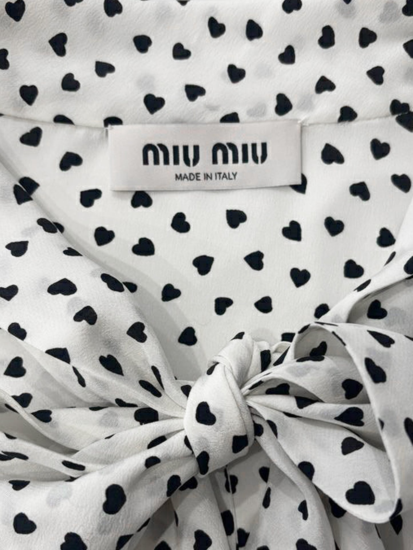 Miu Miu 2020s White crepe de chine Heart Print Cropped Bow Shirt