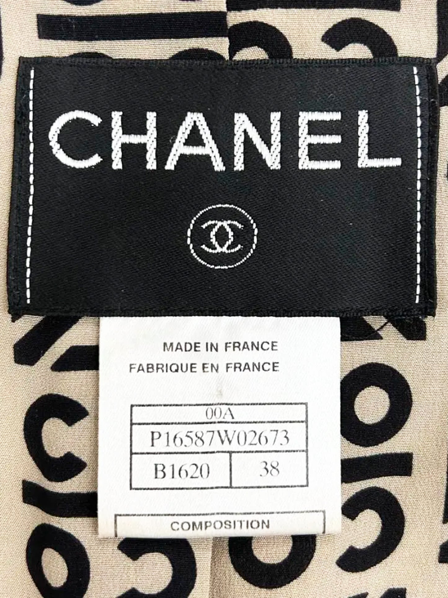 Chanel FW 2000 Cream Wool Tweed Coat
