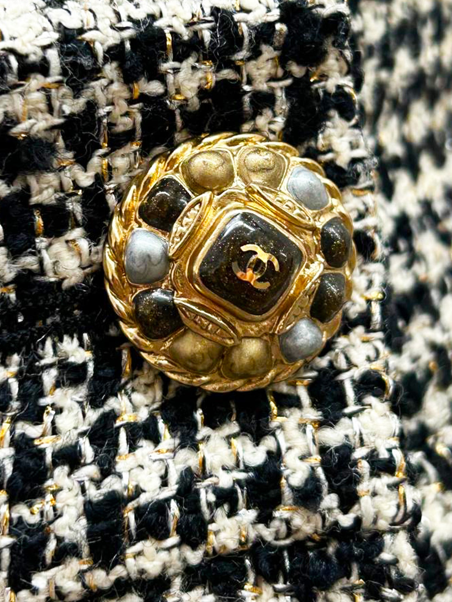 Chanel Cruise 2010 Venice Collection Lesage Tweed Jacket and Skirt Set
