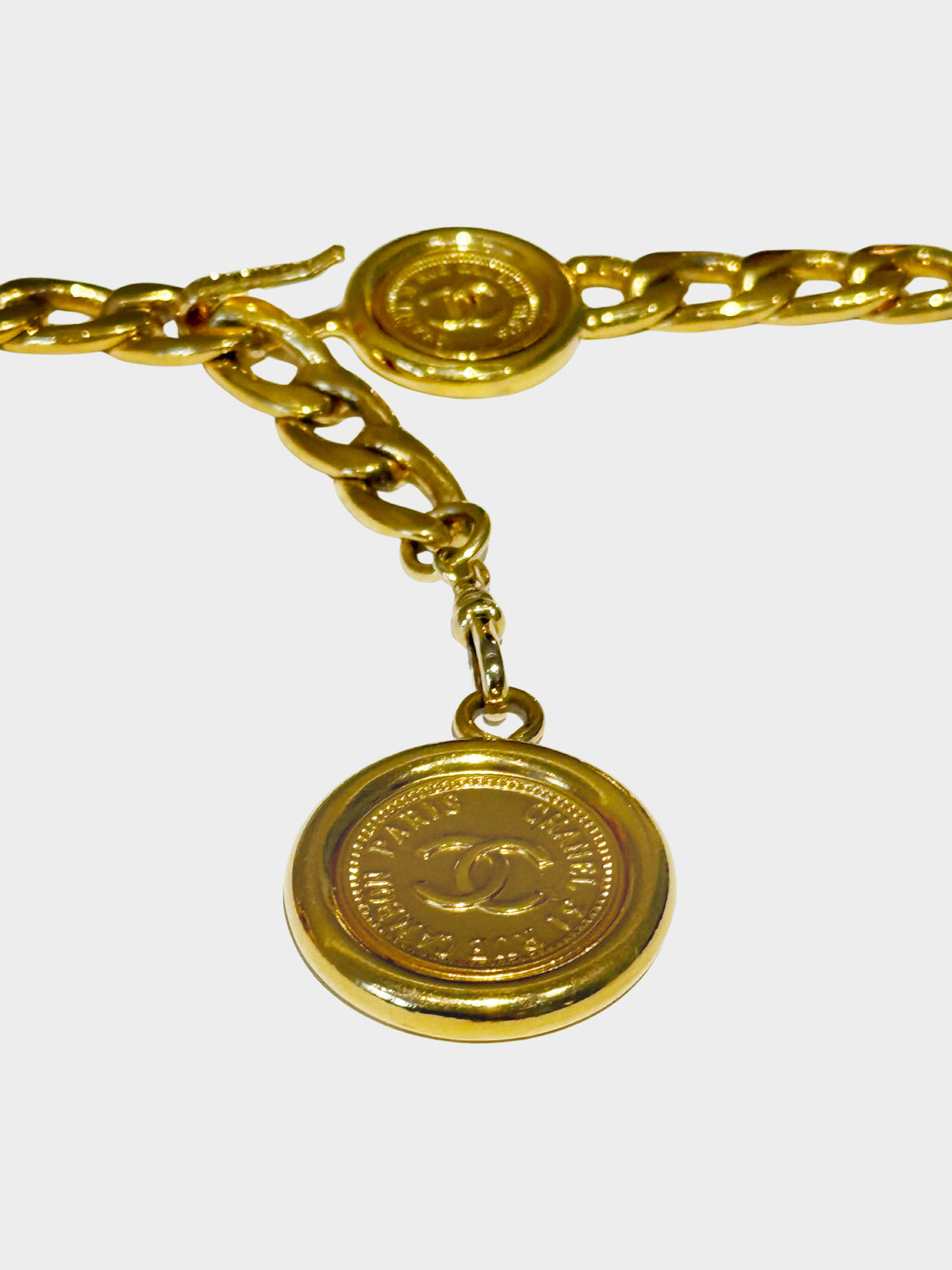 Chanel 1990s Gold Metal Chainlink Medallion Belt