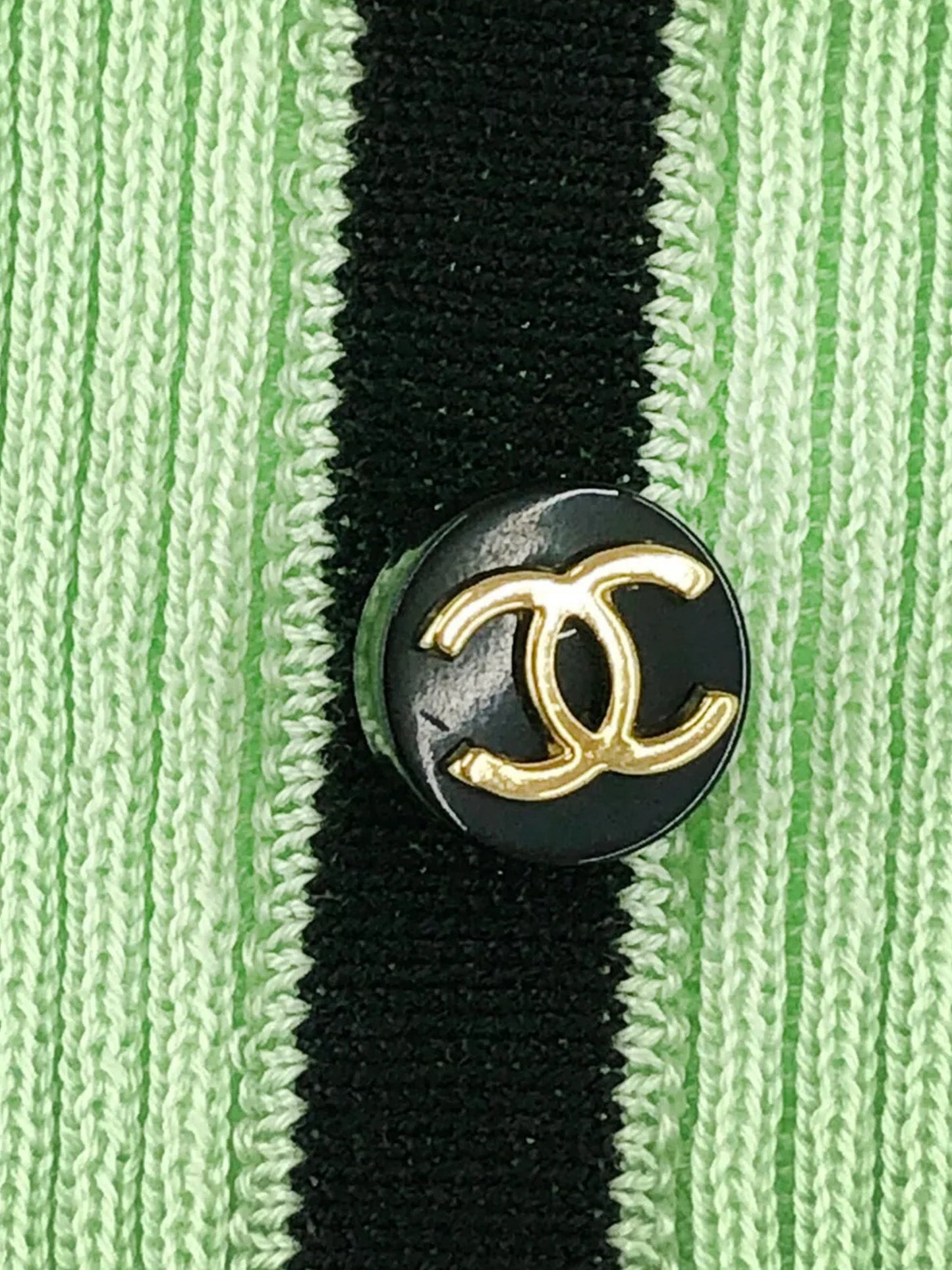 Chanel 1995 SS Rare Green Short Sleeve Knit Top