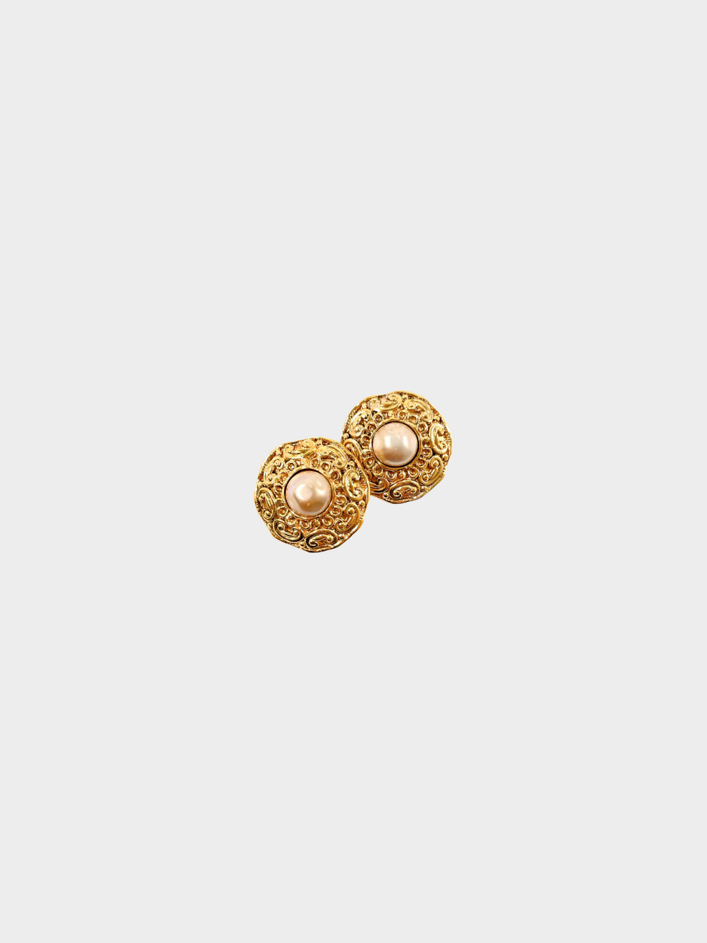 Chanel 1980s Gold Plated Fake Pearl Clip-on Earrings