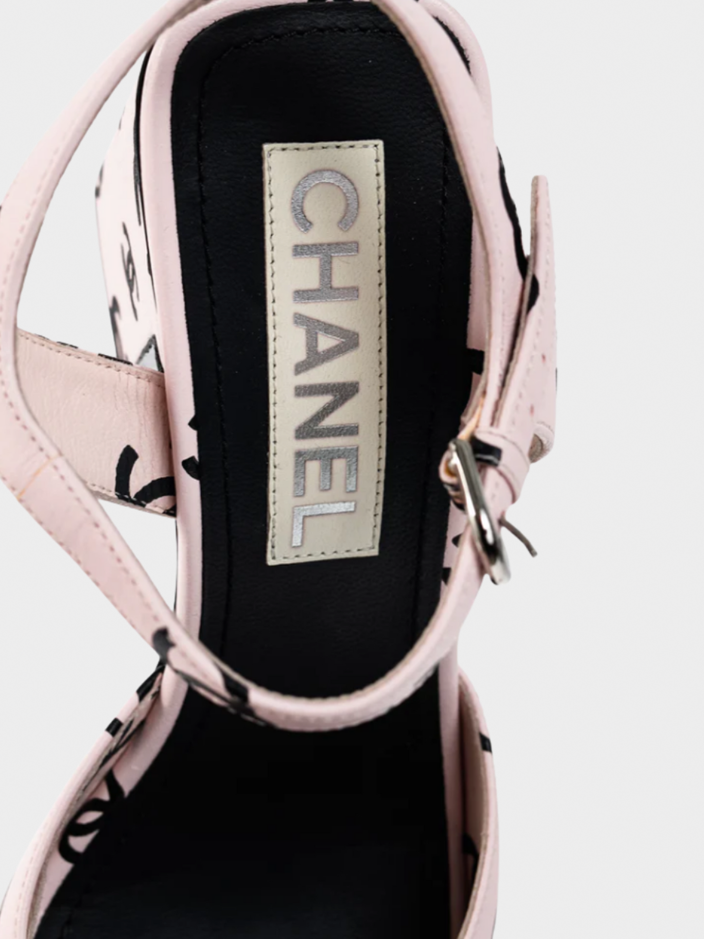 Chanel Summer 2022 Light Pink CC-Print Leather Sandals
