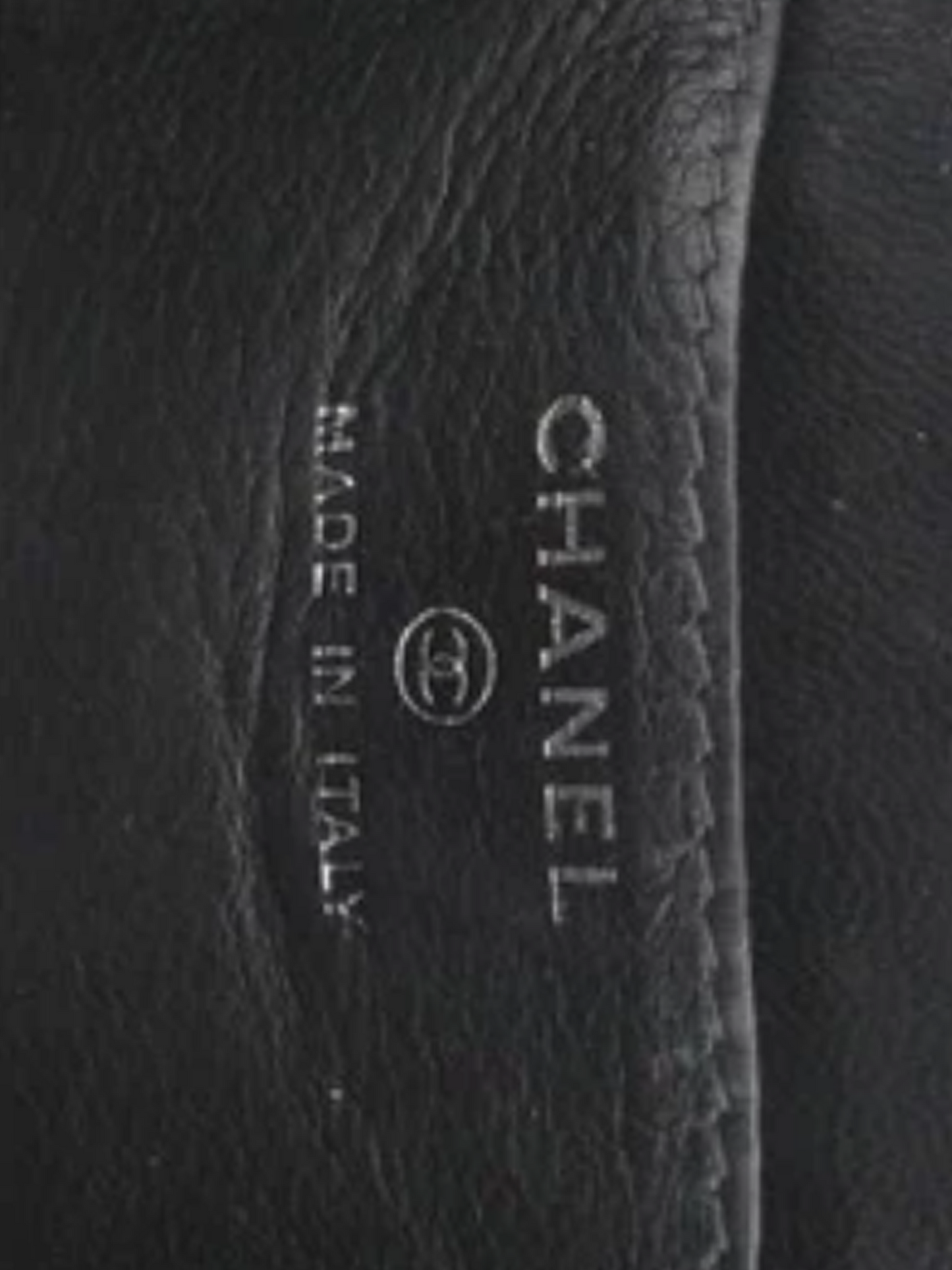 Chanel SS 2002 Black Lucite Minaudiere Clutch