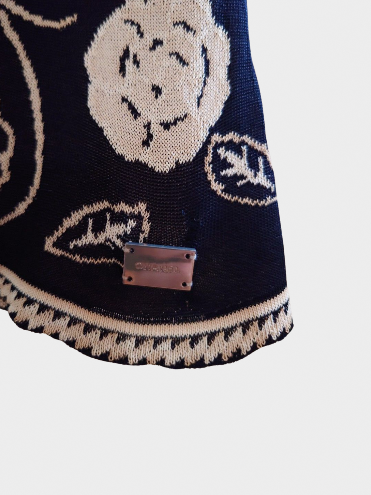 Chanel SS 2002 Black and Beige Printed Knit Logo Sweater Vest