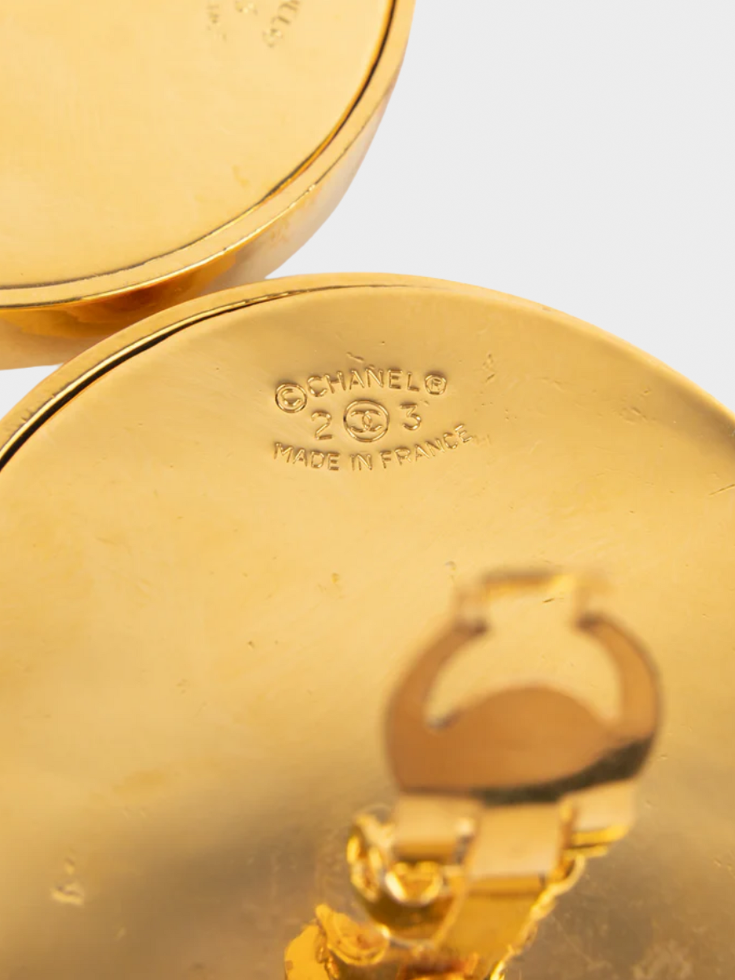 Chanel 1990s Gold Plate Flower Circle Earrings