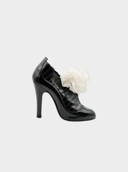 Chanel by Karl Lagerfeld 2018 Black & White Pumps
