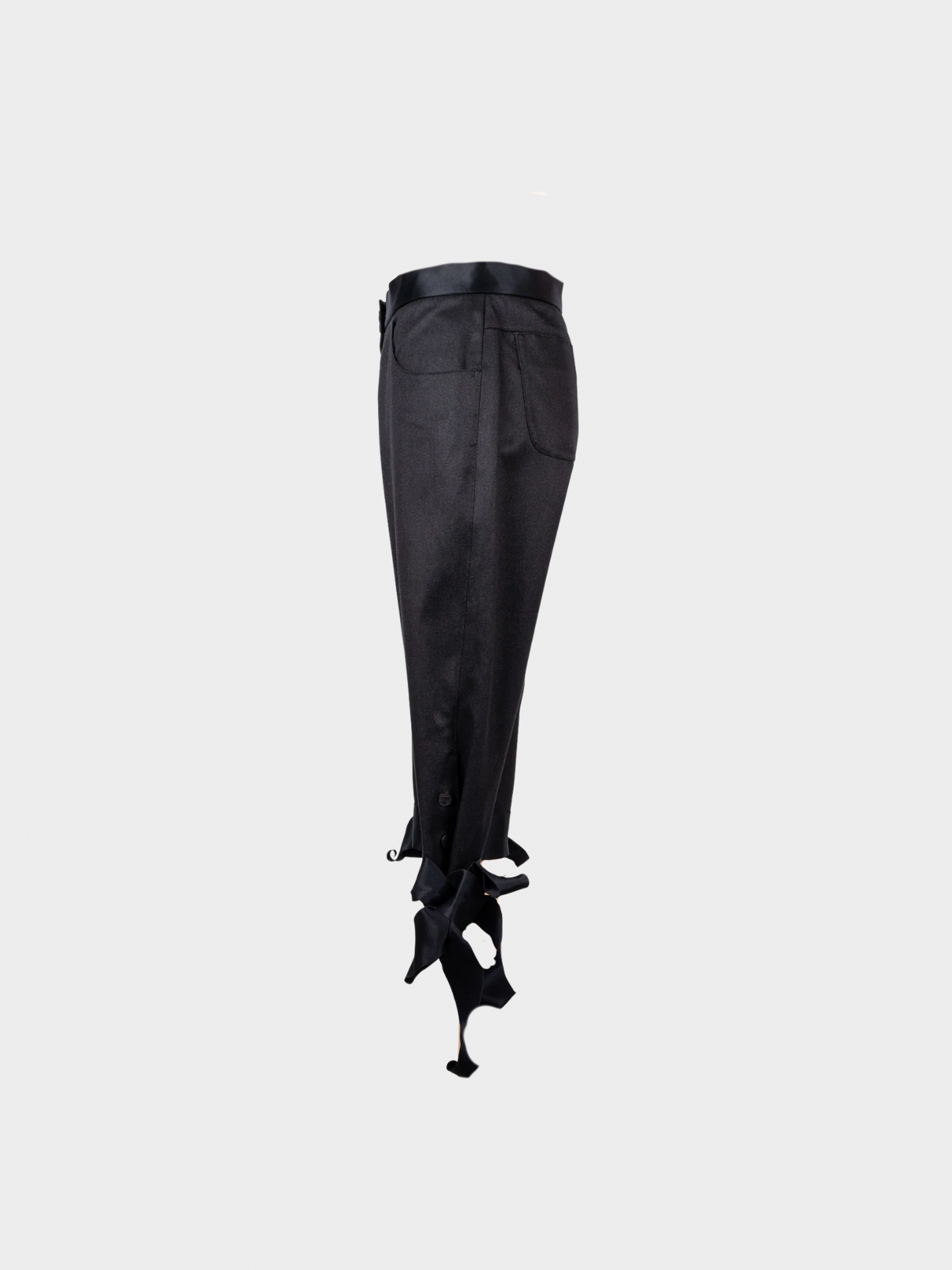 Chanel FW 2005 Black Tie Up Capri Pants