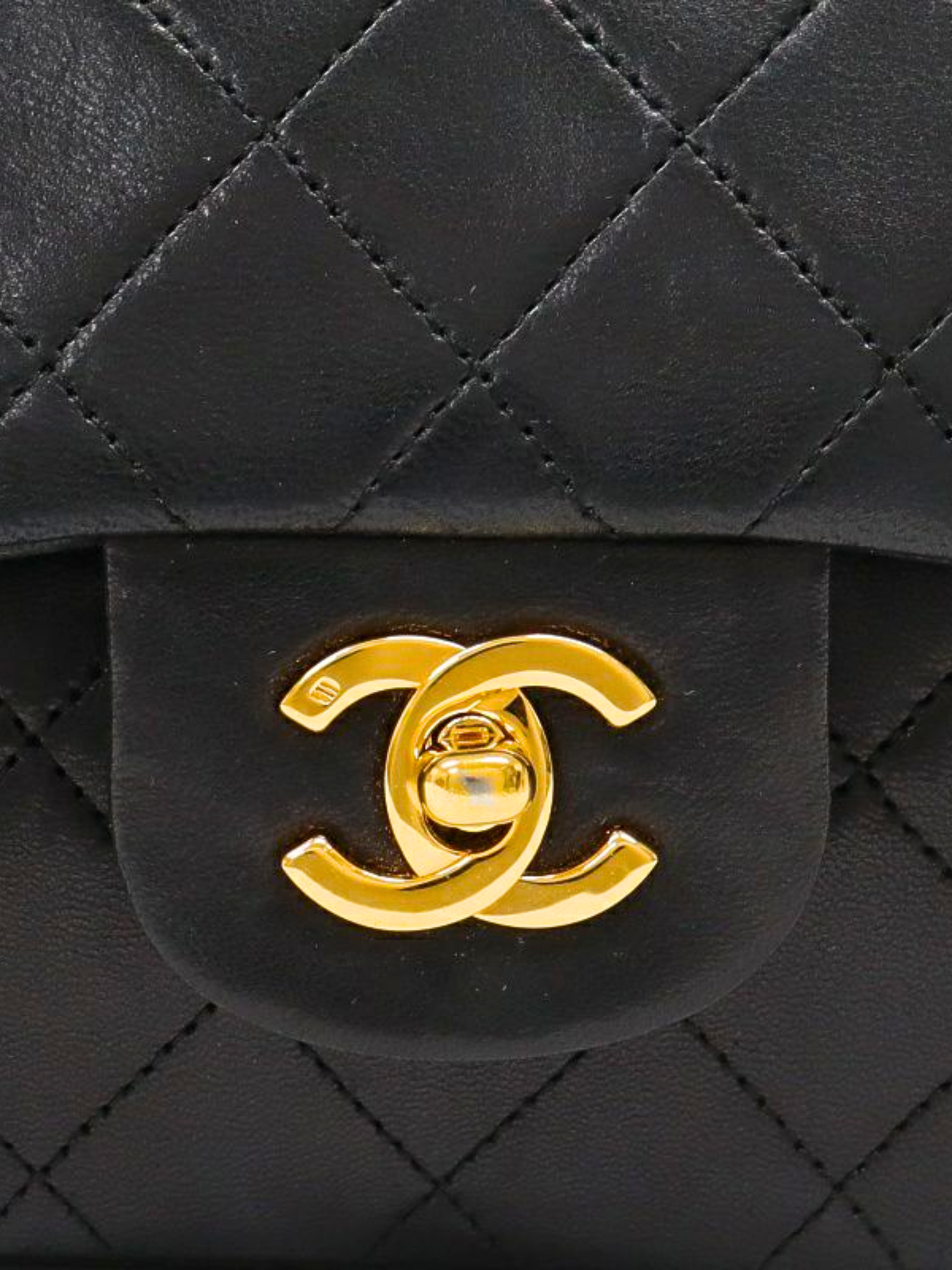 Chanel 1990s Black Matelasse Chain Shoulder Bag