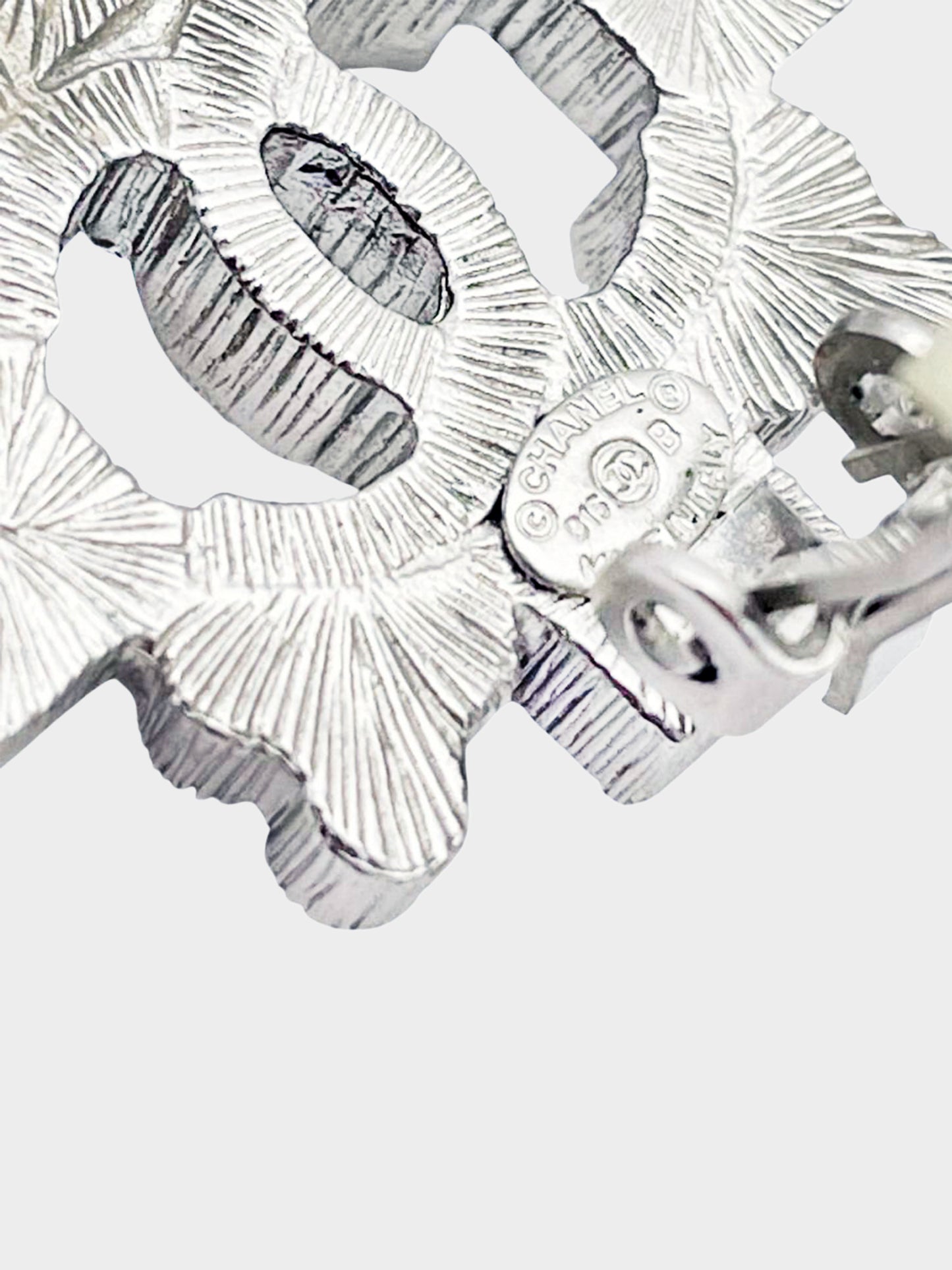 Chanel 2015 Crystal CC Silver Rhinestone Earrings