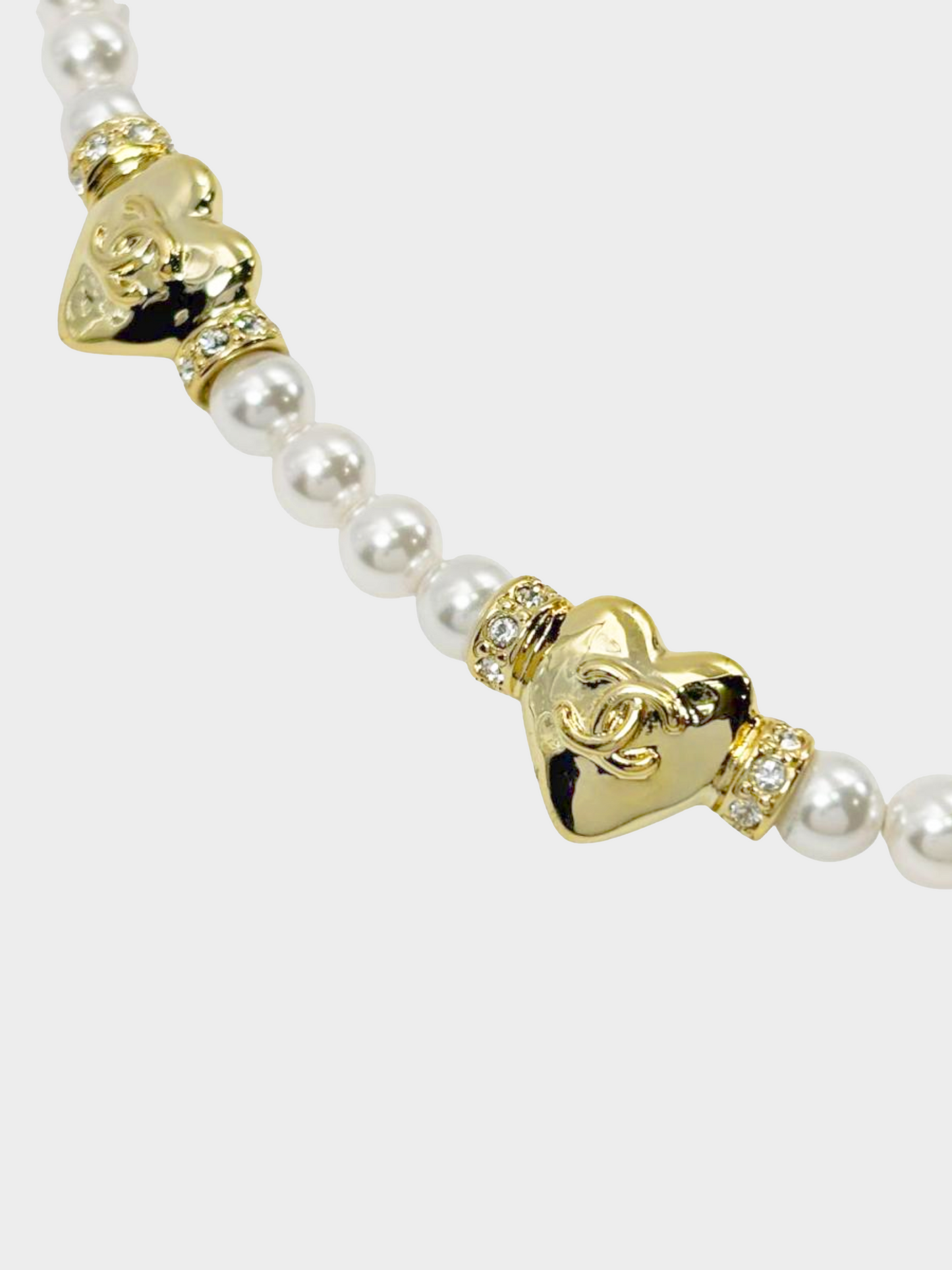 Chanel SS 2024 Gold Triple Heart Pearl Choker
