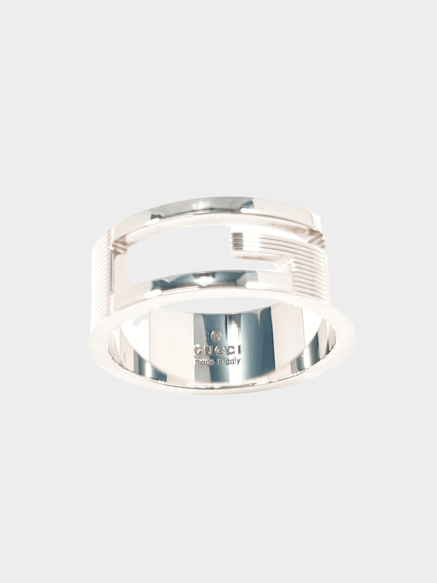 Gucci 2000s Men's Silver Logo Cutout Ring
