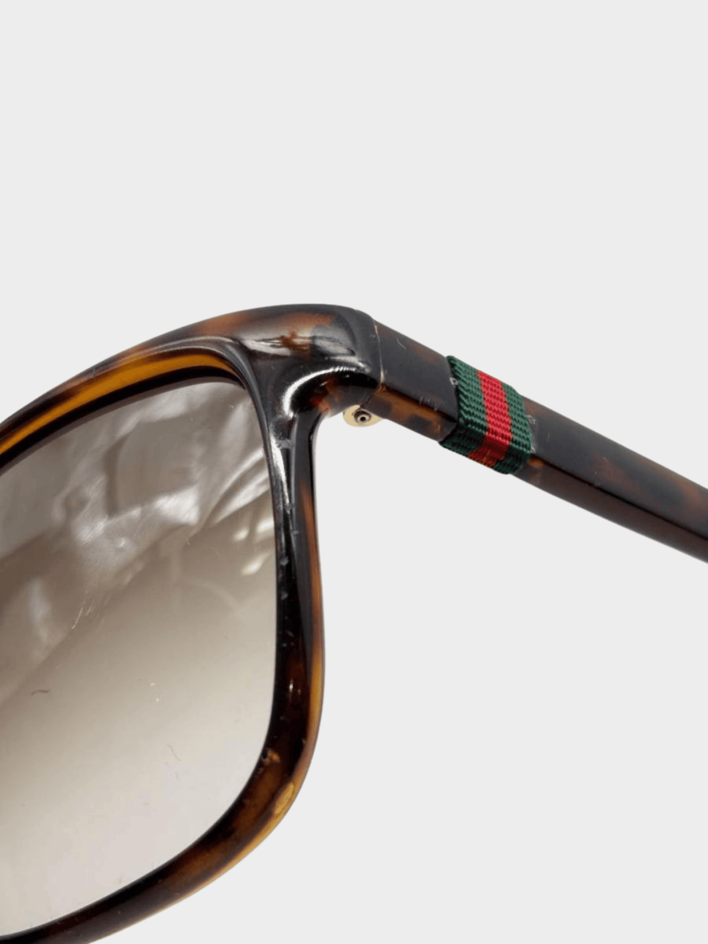 Gucci 2010s Brown Tortoiseshell Sunglasses