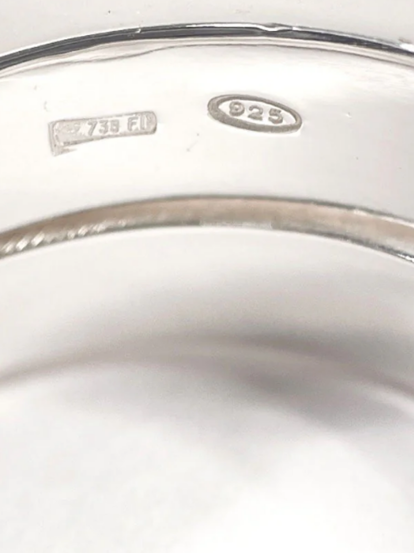 Gucci 2000s Silver Spiral G Logo Ring