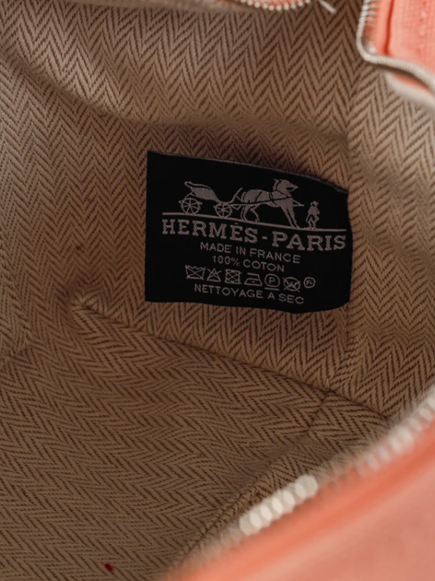Hermes 2020s Coral Bride-a-Brac Small Model Goyave Canvas Case
