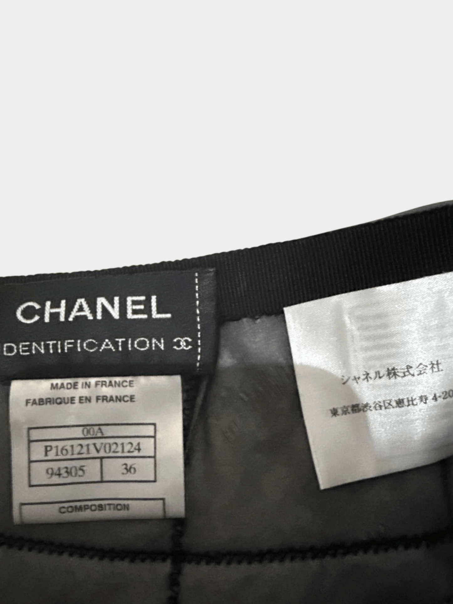 Chanel 2000 Grey Quilt Polka Dot Skirt
