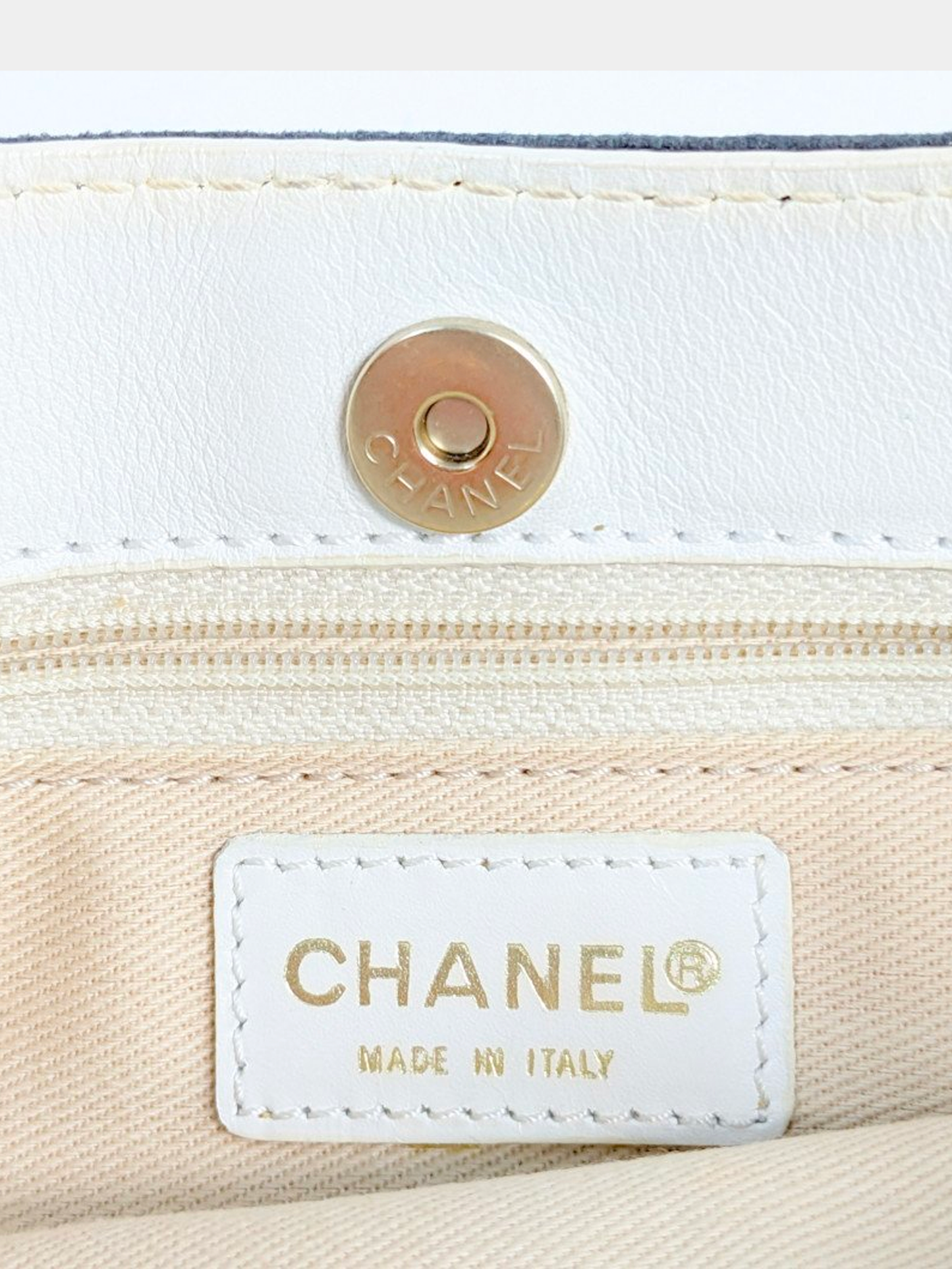 Chanel 2000s Leather Grey Thick Chain Handbag
