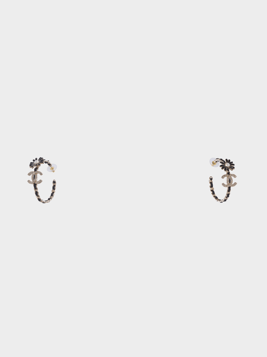 Chanel 2020s Black and Gold Interlocking Hoop Earring