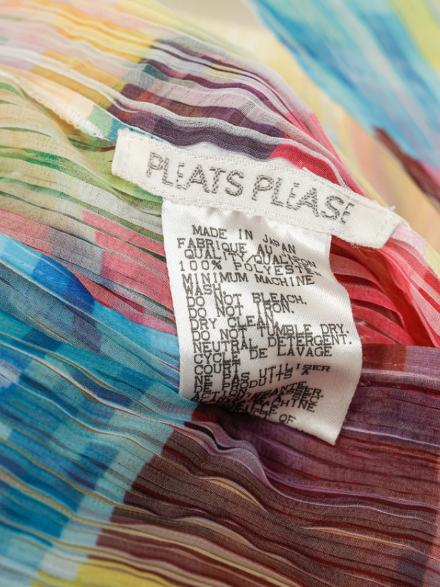 Issey Miyake Pleats Please 2000s Multicolour Pixel-Printed Madame-T Cape Shawl