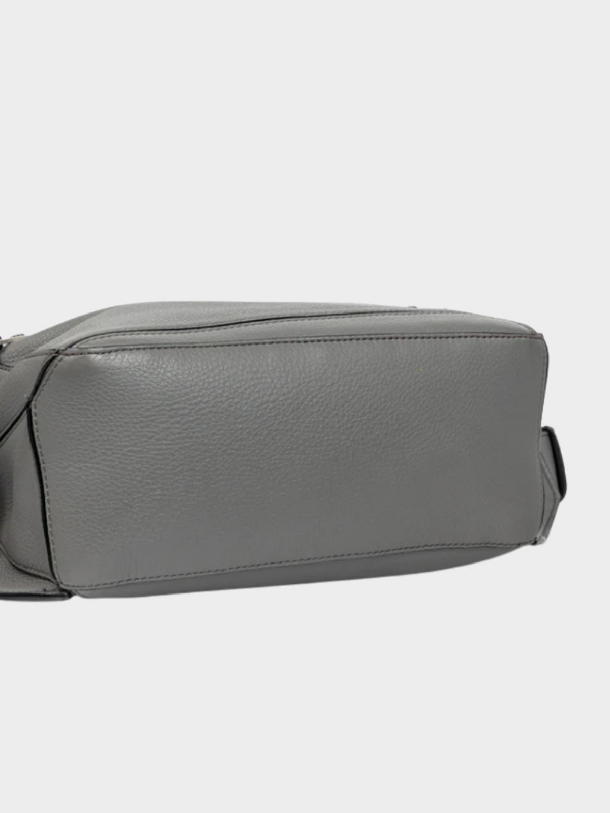 Loewe 2010s Puzzle Pearl Grey Classic Calfskin Bumbag