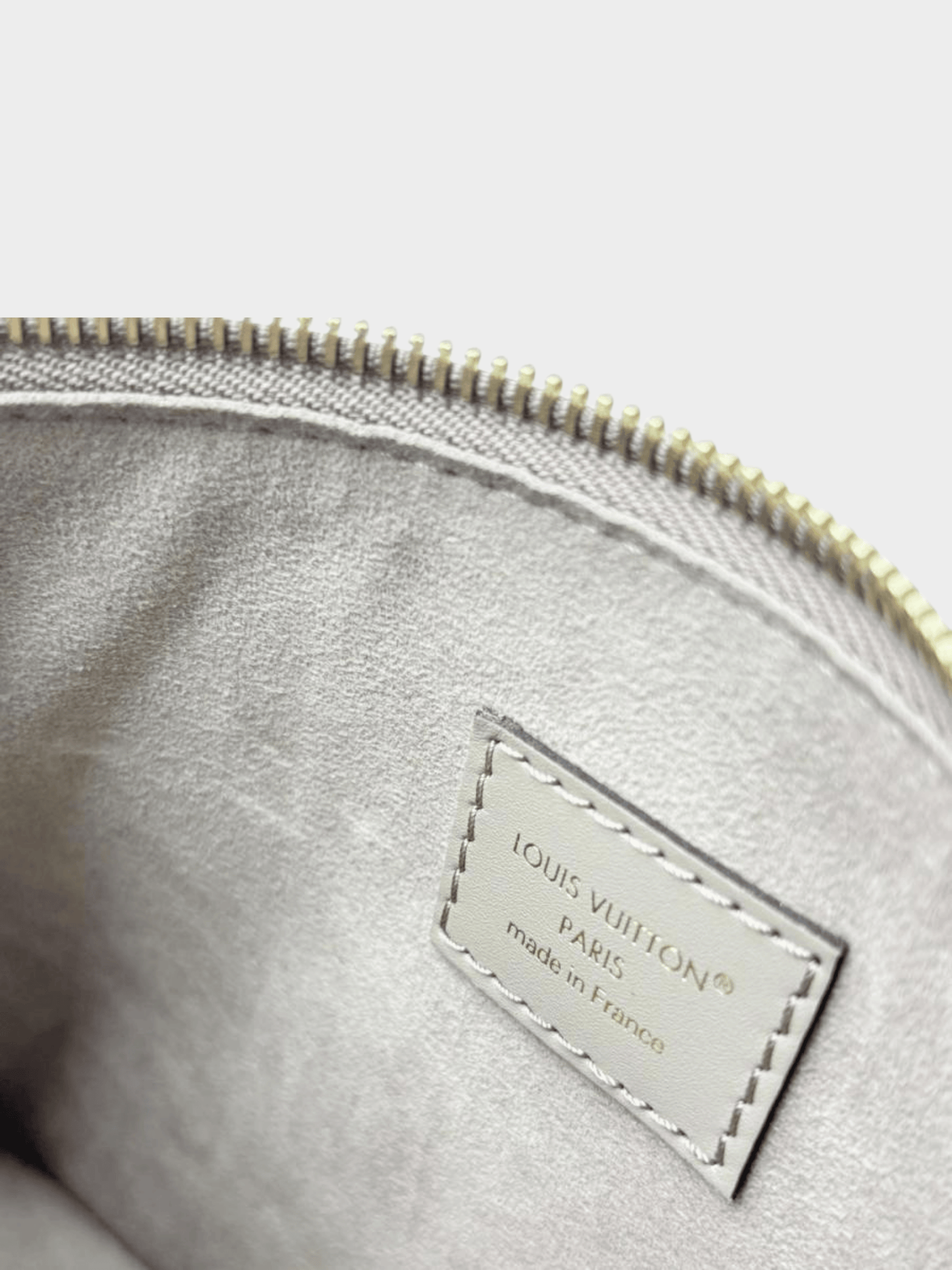 Louis Vuitton 2020s Tourterelle Creme Monogram Néonoé MM