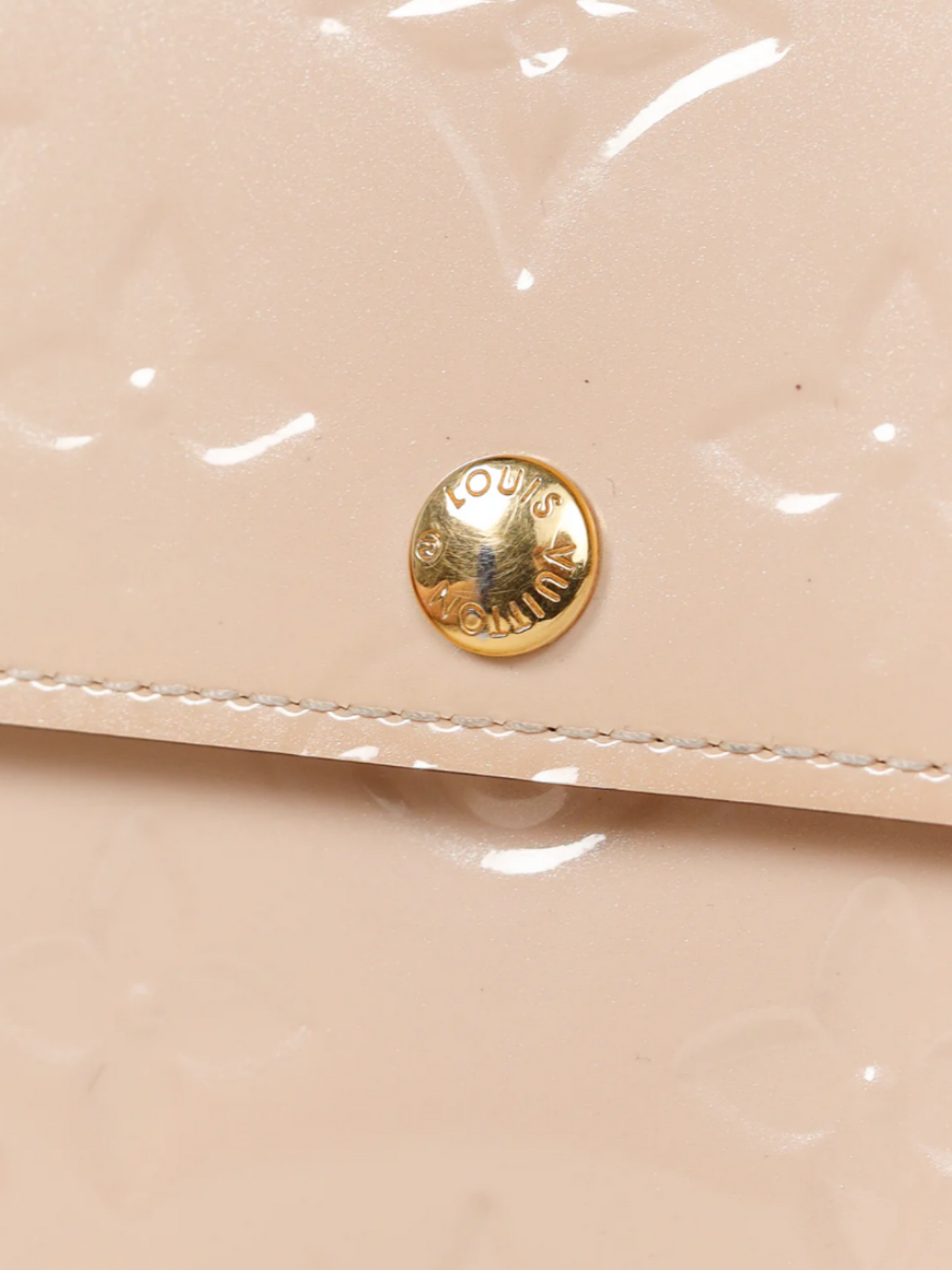 Louis Vuitton 2000s Sarah Beige Poudre Monogram Vernis Leather Wallet