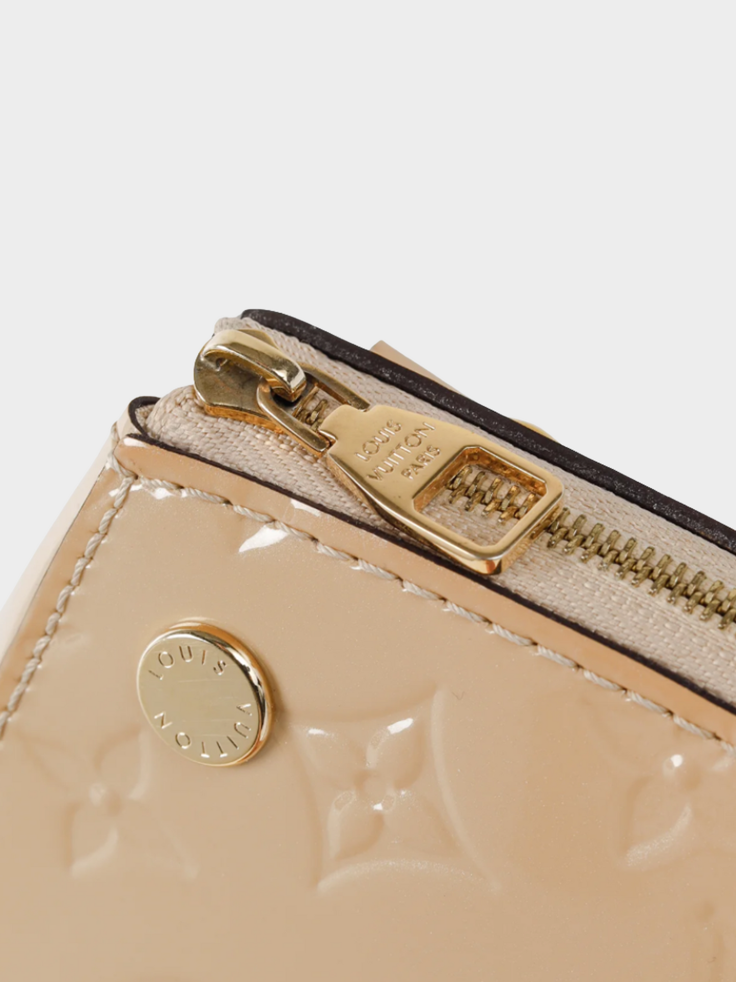 Louis Vuitton 2015 Santa Monica Beige Monogram Vernis Leather Clutch