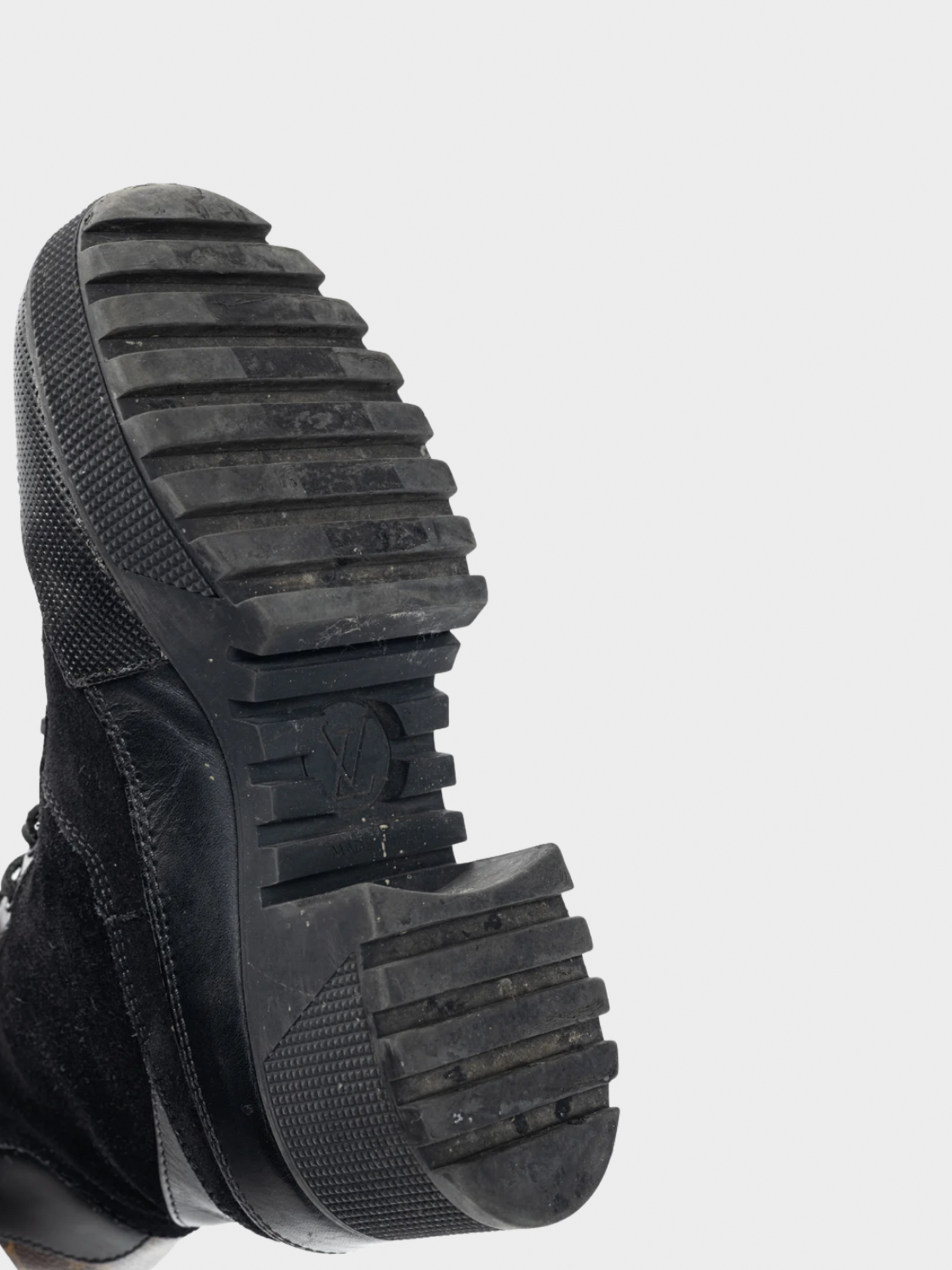 Louis Vuitton 2018 Laureate Black Suede Monogram Canvas Patch-Applique Platform Boots