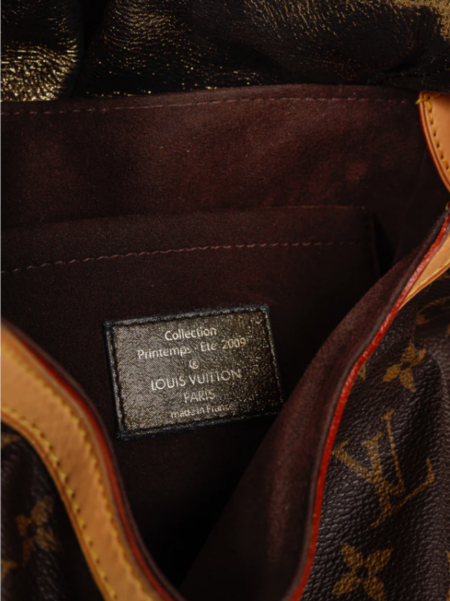 Louis Vuitton SS 2009 Limited Edition Kalahari PM Monogram Canvas Bag