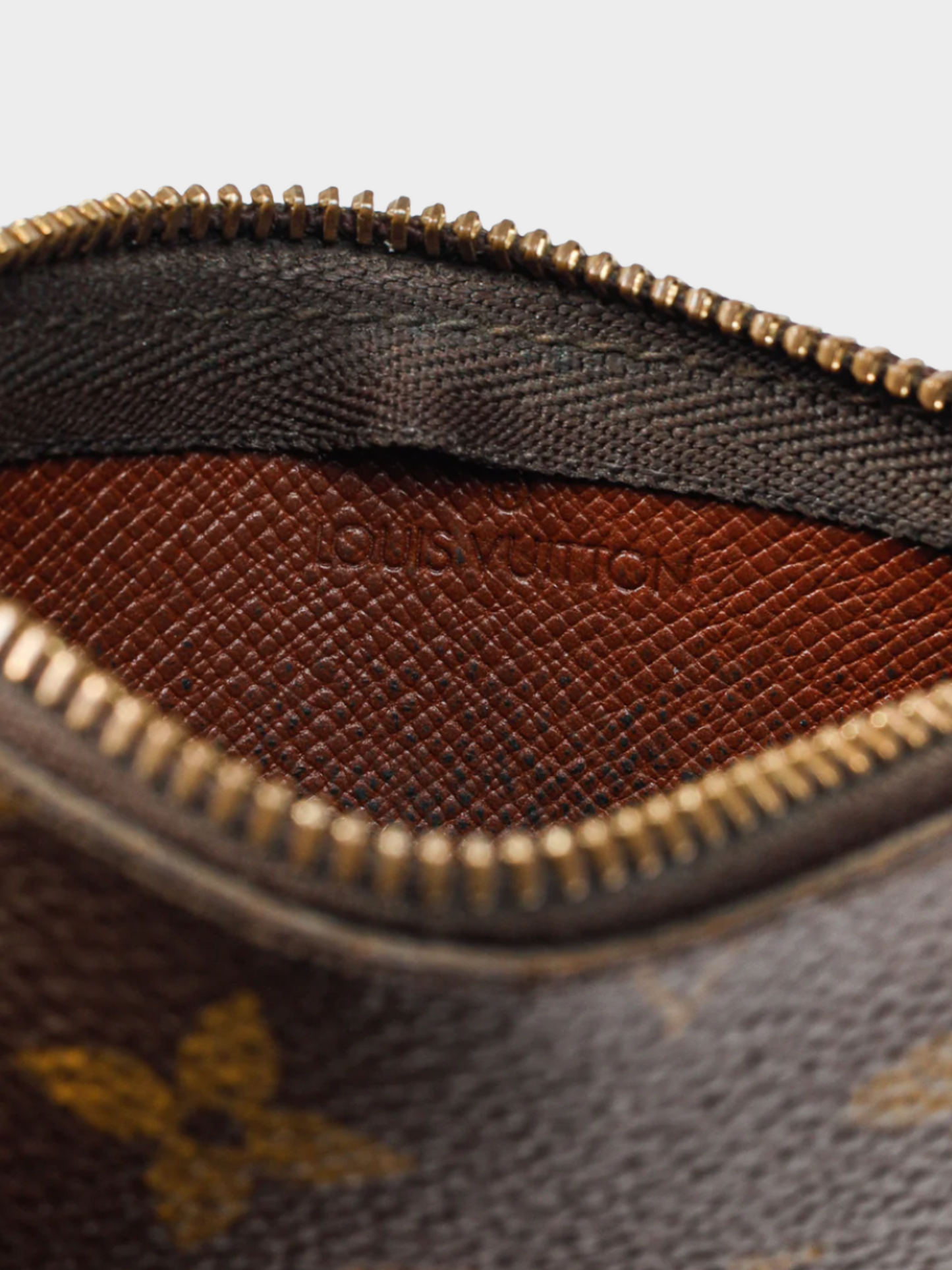 Louis Vuitton 2010s Brown Monogram Canvas Zip Pochette Keyholder