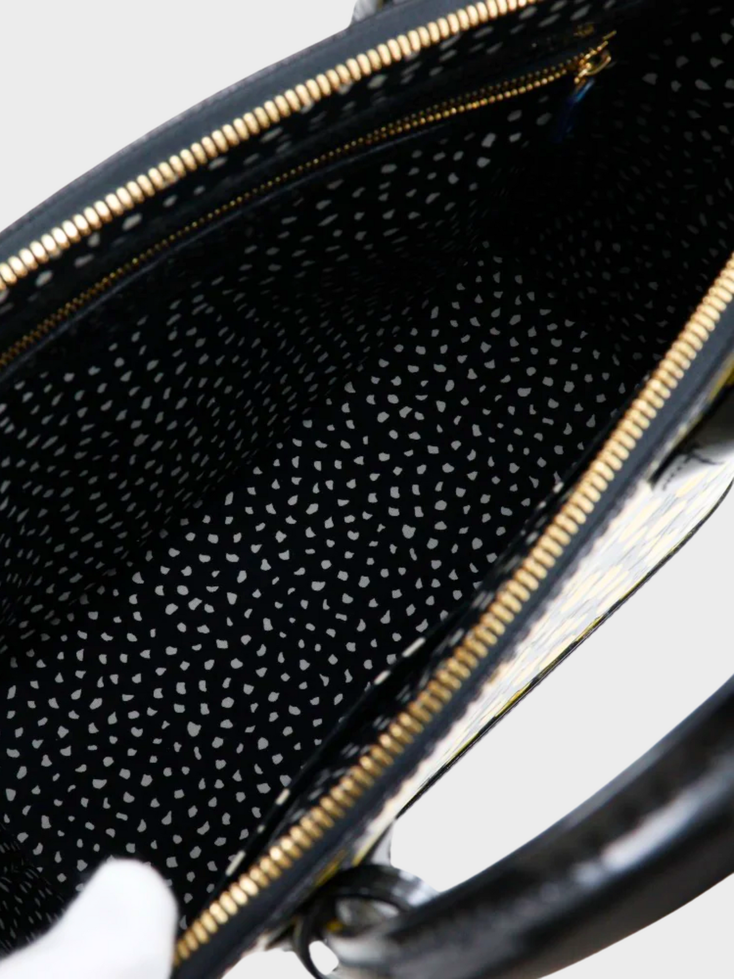 Louis Vuitton X Yayoi Kusama 2012 Monogram Vernis Dots Infinity Lockit MM Bag
