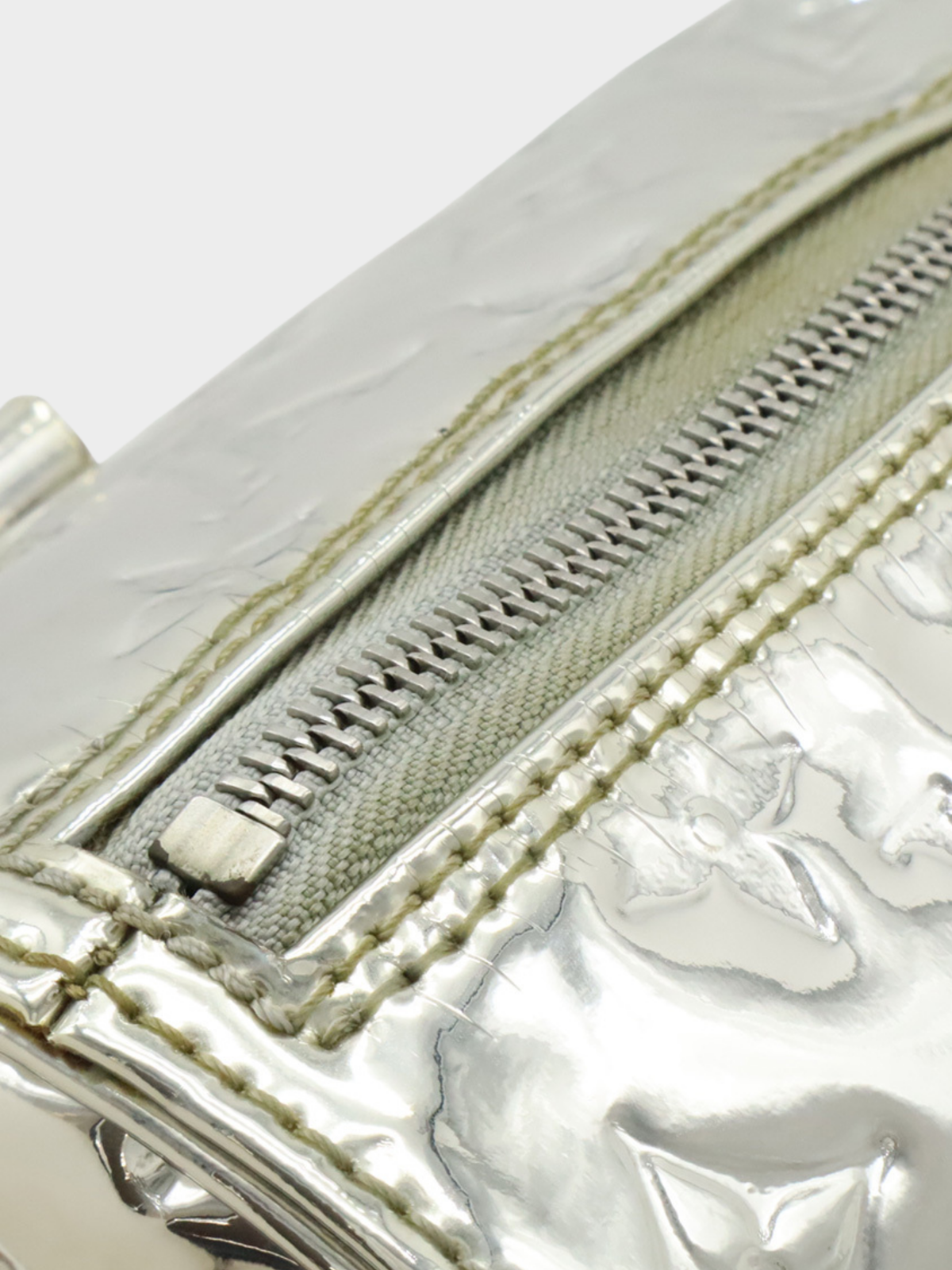 Louis Vuitton FW 2006-2007 Silver Patent Leather Papillon Bag
