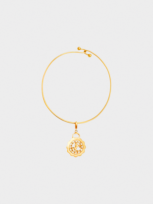 Hermes 2000s Gold Horse Motif Pendant Choker Necklace