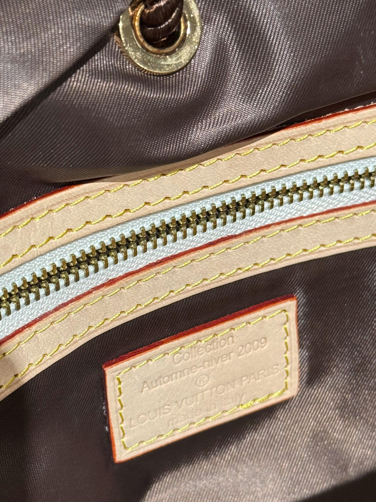Louis Vuitton FW 2009 Pink Leather Monogram African Queen Clutch