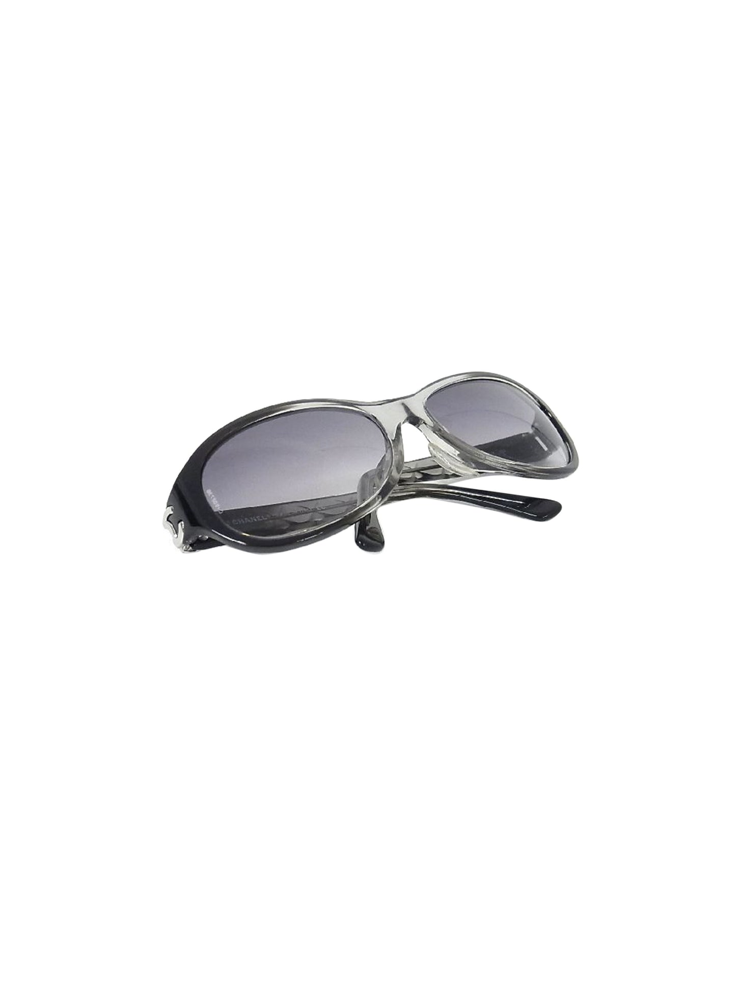 Chanel 2000s Black and White Quilted Sunglasses