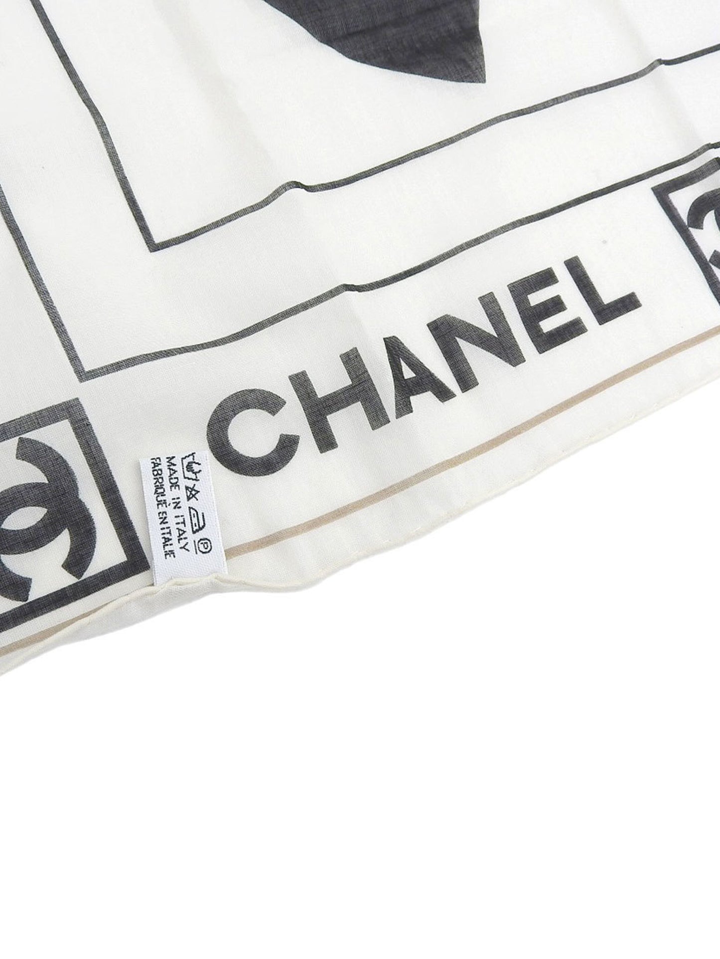 Chanel 2000s Black and White CC Scarf