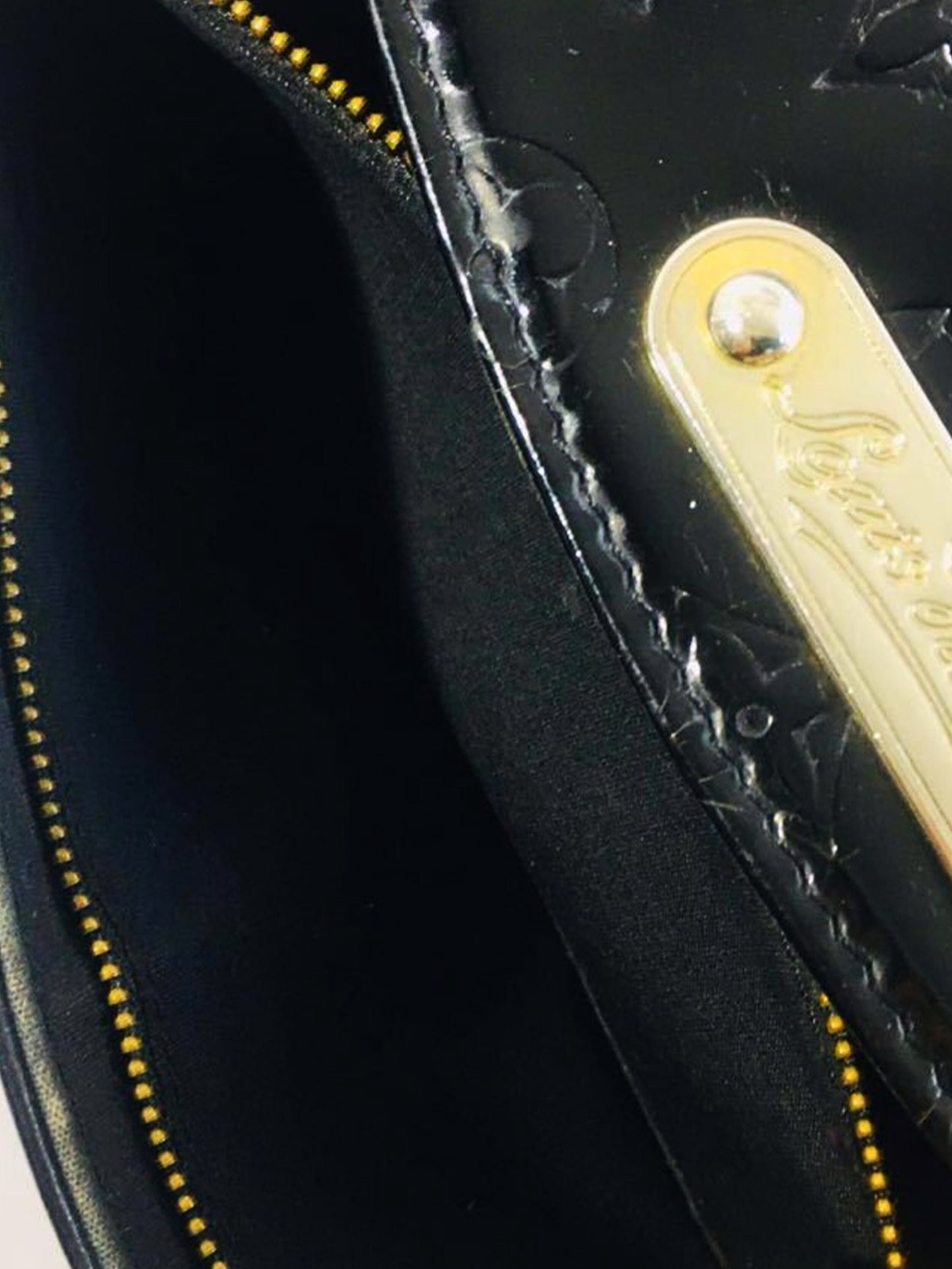 Louis Vuitton 2000s Black Vernis Bird Leather Handbag