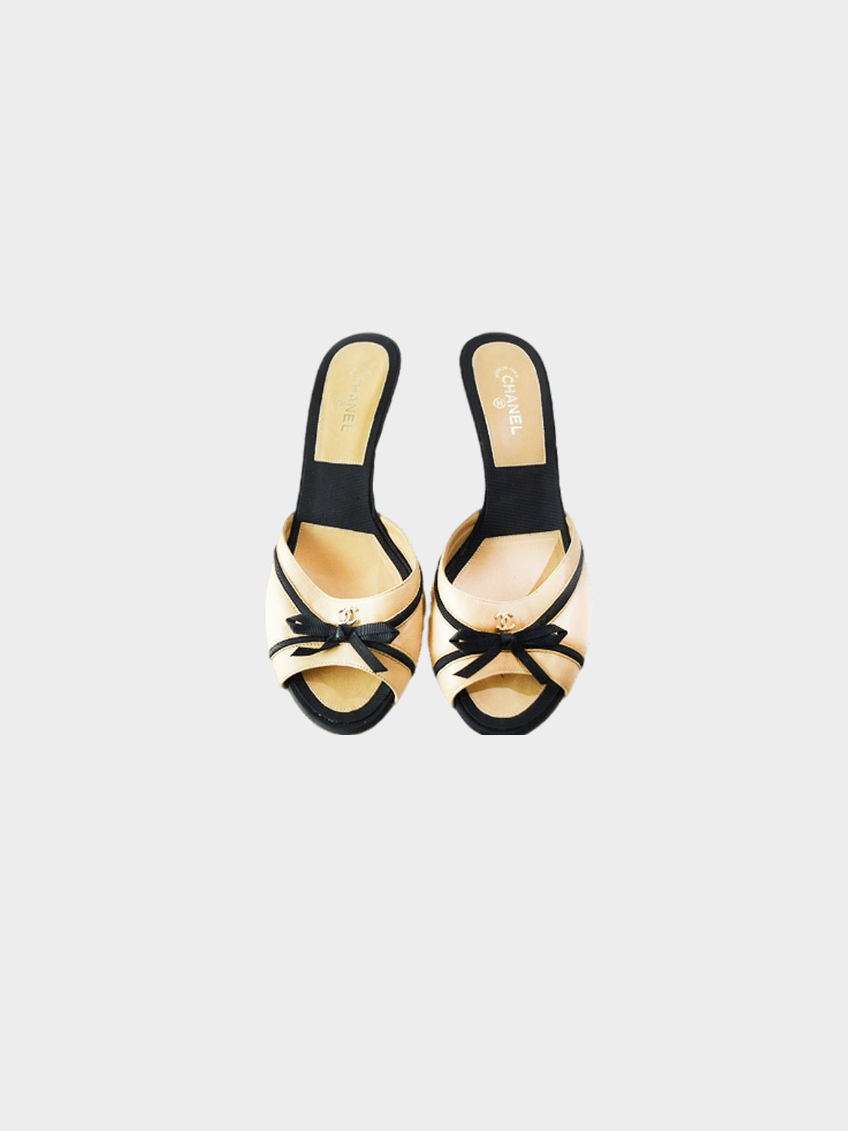 Chanel 2000s Tan and Black Bow Heels