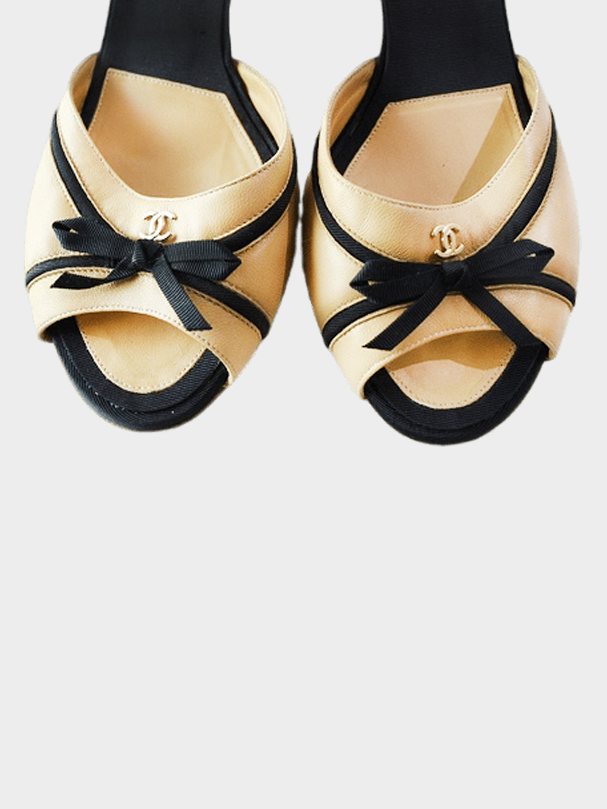 Chanel 2000s Tan and Black Bow Heels