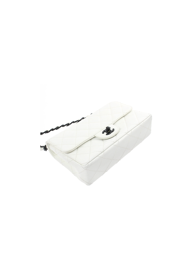 Chanel 2000s Rare Black and White Acrylic Chain Flap