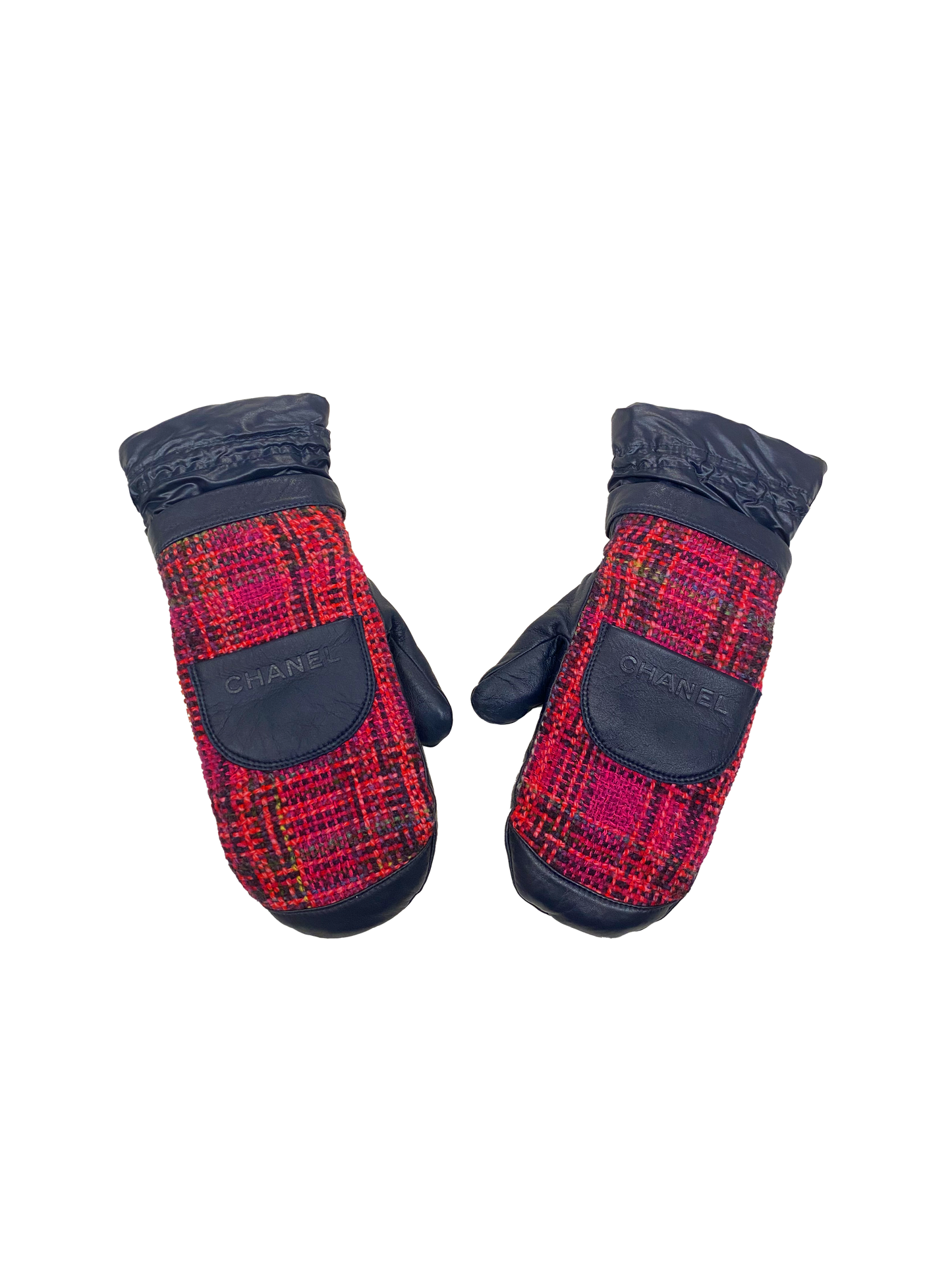 Chanel 2018 Coco Neige Pink Tweed Ski Mittens